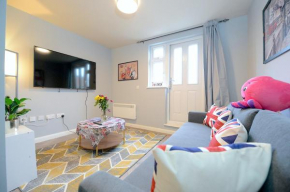 2 BED TERRACED FLAT PICCADILLY LINE